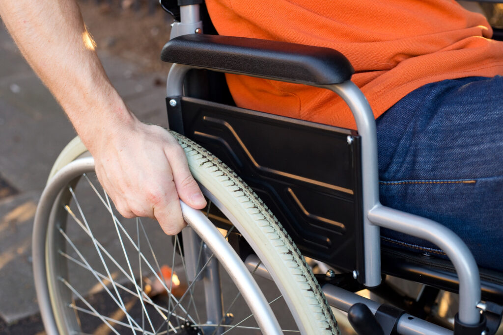 The Importance of Proper Safety Gear in Preventing Spinal Injuries in South Carolina